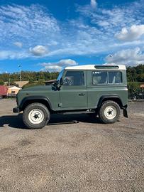 Land Rover Defender Td4