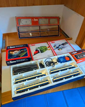 LOTTO TRENO LIMA 2150T CON 4 ACCESSORI 044 024 052