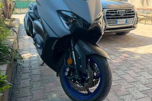 Tmax 560 grey