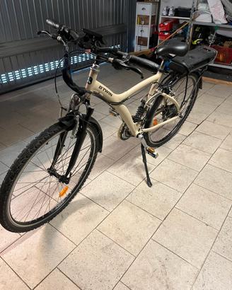 Bici elettrica B-TWIN original 700 - 265 km totali