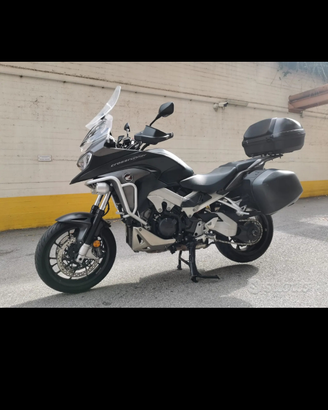 Honda Crossrunner 800X Travel Edition