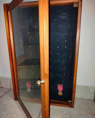 espositore, teca porta medaglie