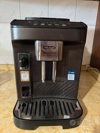 Macchinetta caffe delonghi magnifica evo