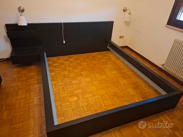 struttura letto 160×200 con cassettiera  e 2 menso