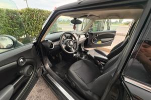 mini Cooper R56 1.6 120 CV
