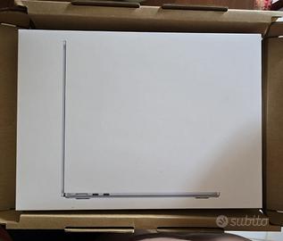 MacBook Air 13", Chip M5, 10 CPU, 8 GPU,16 GB,512G