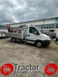 IVECO DAILY 35S12 MIDI CAB CON GRU