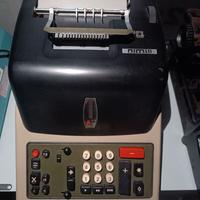 Calcolatrici e macchina da scrivere