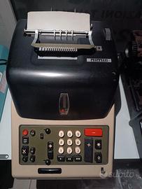 Calcolatrici e macchina da scrivere