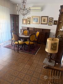 Appartamento prestigioso, zona residenziale