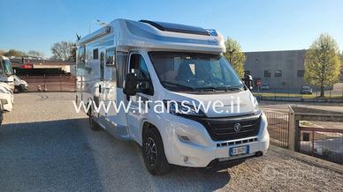 Elnagh T-Loft 532 con letti gemelli e dinette face