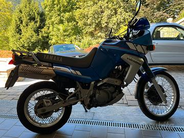 Moto Yamaha Tenere 660 XTZ