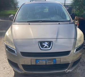 RICAMBI USATI AUTO PEUGEOT 5008 1° Serie 5008 RHZ