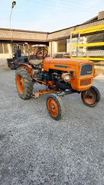 Trattore fiat 215 con barra falciante