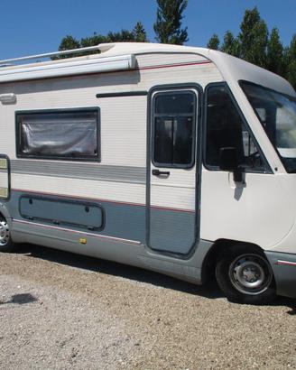 MOTORHOM ELEGANT 2500 TDi-Anno 1999-eu.10.900