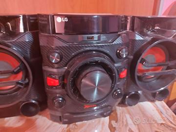 Stereo LG BT  disco.. casse come nuovo usato 2 vol