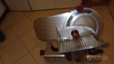 Affettatrice inclinata Smarty mod. 370 XI