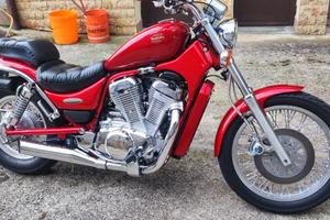 Suzuki Intruder cc600 - 1998