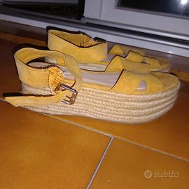 sandalo con zeppa