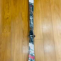 Sci Rossignol React RT con attacchi
