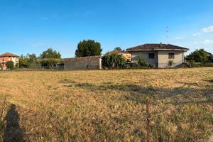 Terreno edificabile per villa/villetta