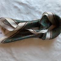 foulard di seta / silk 100% Nuovo con cartellino