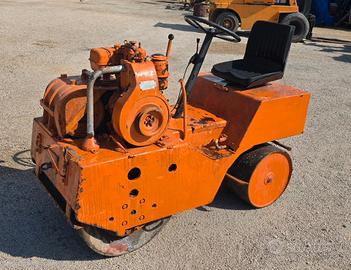 Trattore Rullo MARINI Compattatore 18cv