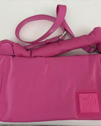 Borsa desigual