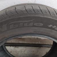 Gomme auto estive