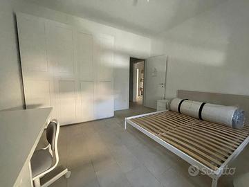 Stanza disponibile da subito