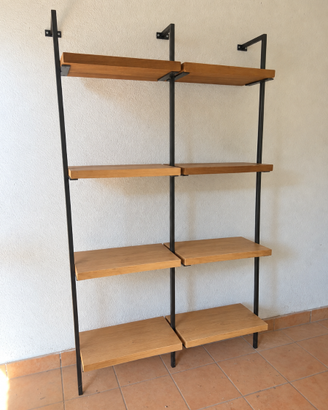 Libreria in ferro e legno