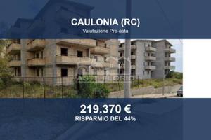 Immobile in asta di 2120 m² con più di 5 locali a 