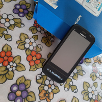 Telefono nokia c6