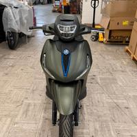 Piaggio Beverly 310s Verde Jungle
