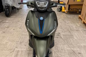 Piaggio Beverly 310s Verde Jungle