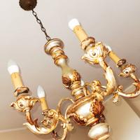 Lampadario d'epoca in legno