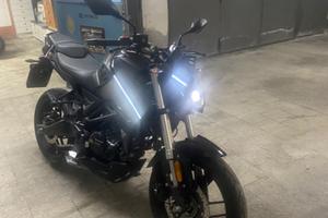 Voge  brivido 125 r 2004