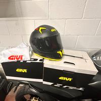 Caschi GIVI