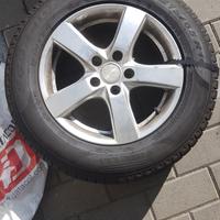 Gomme invernali Pirelli su cerchio 215/65 R16 80%