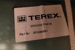 Vetro cabina FERMEC TEREX MF CASE cod. 3512269M1