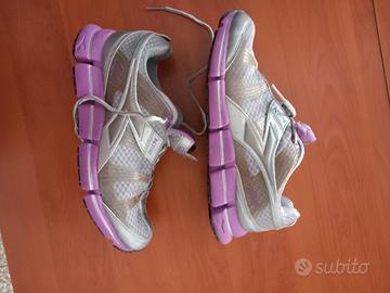 Diadora model net breathing system