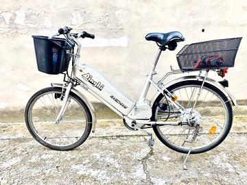 Bici a pedalata assistita “DINGHI”