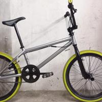 Bici BMX Wipe Decathlon