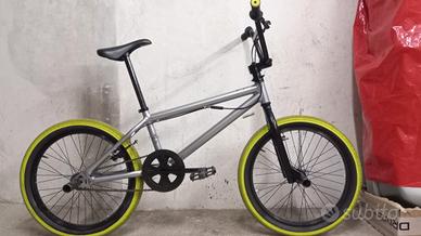 Bici BMX Wipe Decathlon