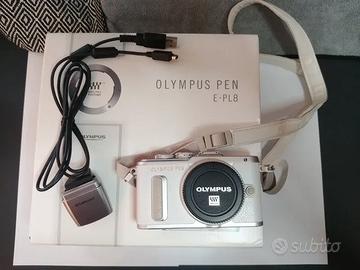 Fotocamera mirrorless Olympus PEN E-PL8