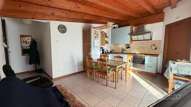 3 LOCALI A GRASSOBBIO