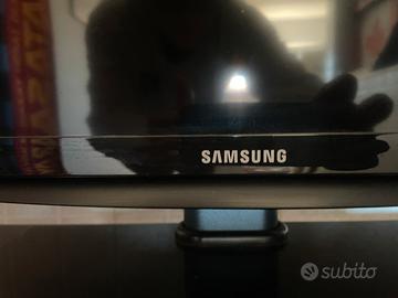 TV LED SAMSUNG 28”
