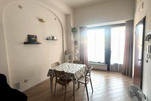 Appartamento di charm con soffitti in mattoni