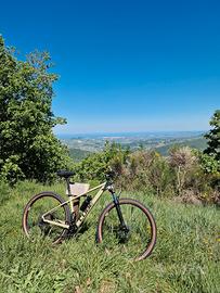 MTB CUBE Pari al nuovo