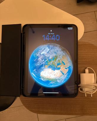 Ipad 10 generazione quasi nuovo